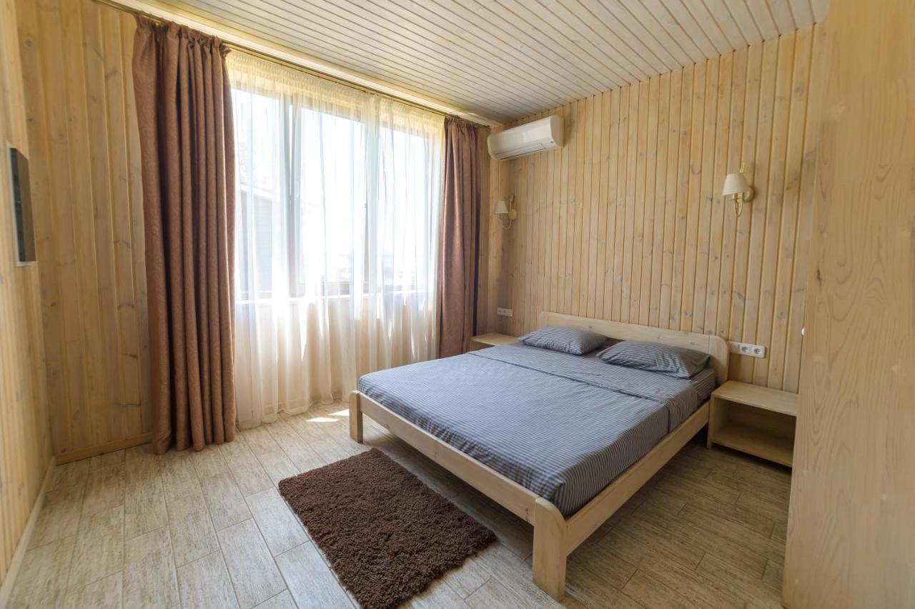 Prichal 80 Hotel Zatoka Ngoại thất bức ảnh