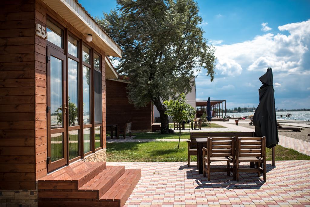 Prichal 80 Hotel Zatoka Ngoại thất bức ảnh